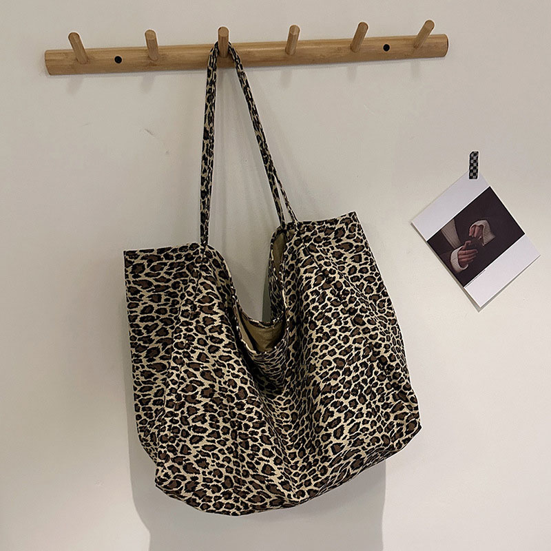 Leopard print bag